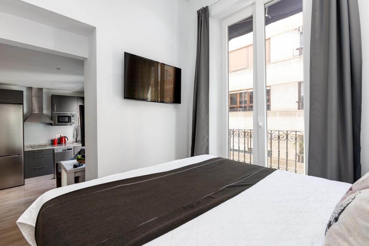 Pinzon Studios & Penthouse อาลิกันเต ภายนอก รูปภาพ